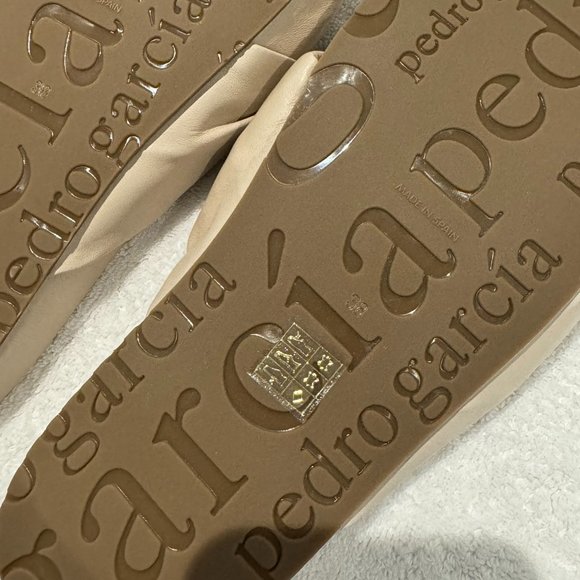 Pedro Garcia Tan Azalea Knotted Slide Sandal - Size 38 (US 8) - NEW! - Picture 7 of 7